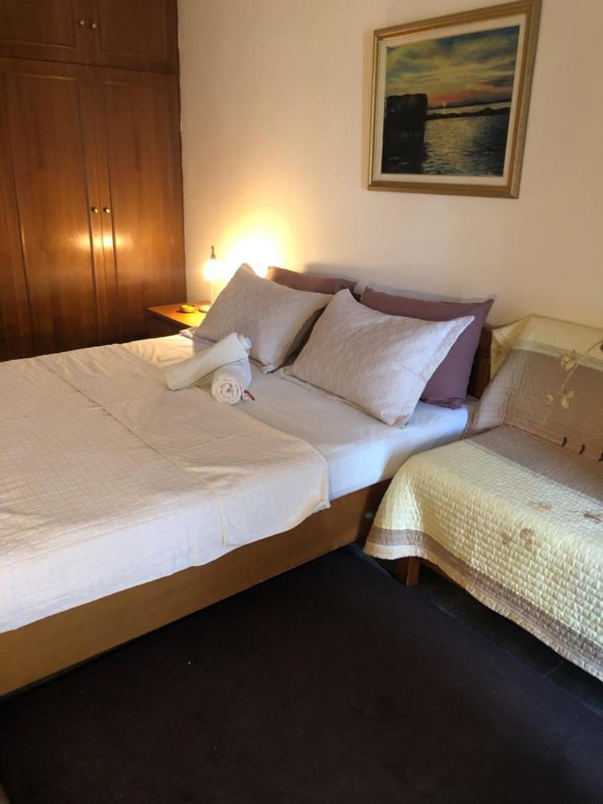 Joannas 2Brooms Sea Apartment Peraia  ภายนอก รูปภาพ