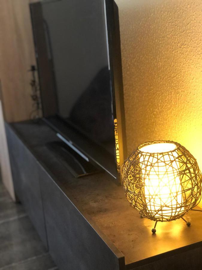 Joannas 2Brooms Sea Apartment Peraia  ภายนอก รูปภาพ