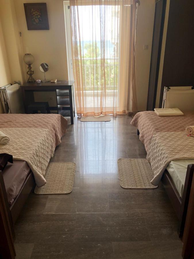 Joannas 2Brooms Sea Apartment Peraia  ภายนอก รูปภาพ
