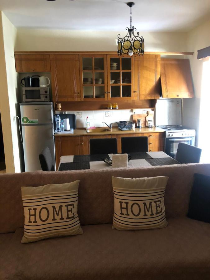 Joannas 2Brooms Sea Apartment Peraia  ภายนอก รูปภาพ